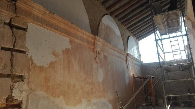 La Diputación de Huesca ejecuta obras de emergencia en el atrio de la Cartuja de Las Fuentes.