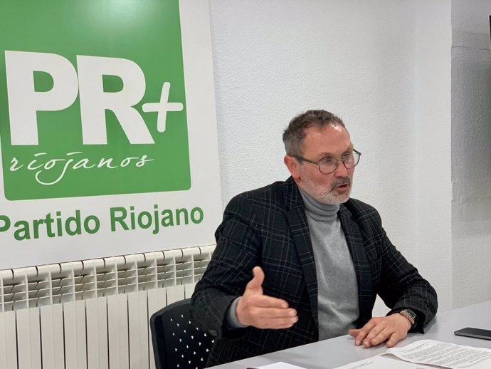 Archivo - El presidente del Partido Riojano, Rubén Antoñanzas, ha lamentado en rueda de prensa que los riojanos "vamos a recibir un 31 por ciento menos en ayudas para pymes y autónomos que la media española