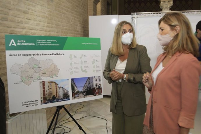 La Junta anuncia obras de rehabilitación en 163 viviendas de la barriada de Carranque de Málaga capital