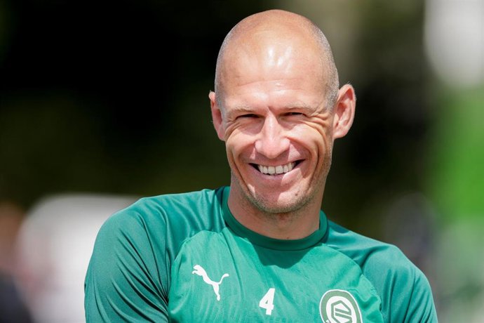 Archivo - Arjen Robben entrenando con el Groningen 