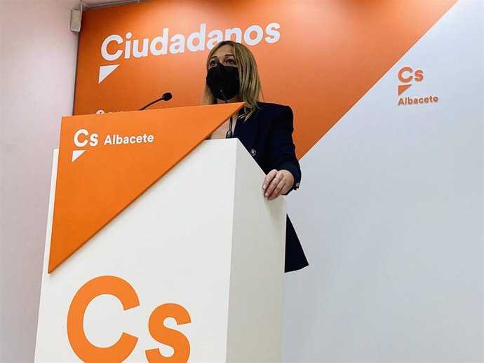 La coordinadora de Cs Albacete, Carmen Picazo,
