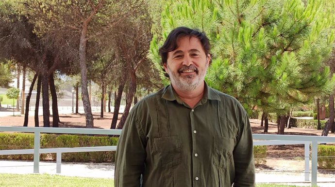 Óscar Toro, doctor en Comunicación por la Universidad de Huelva (UHU).
