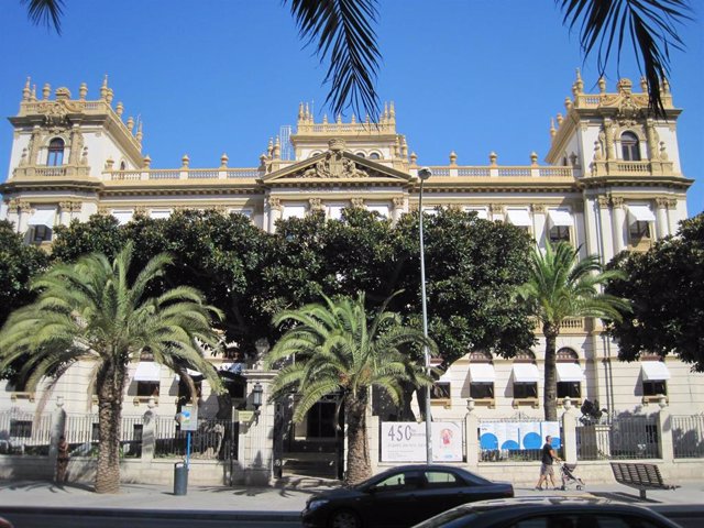 Archivo -     El Palacio Provincial de la Diputación de Alicante 