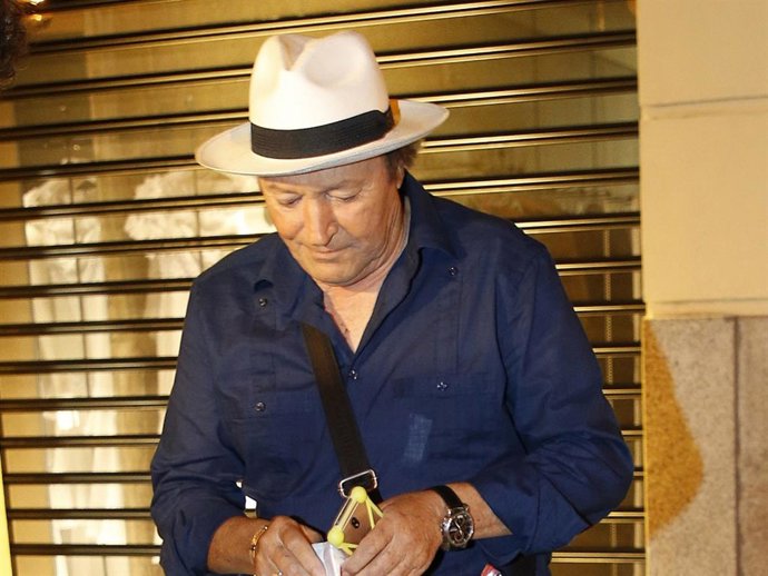 Archivo - Amador Mohedano cree que Teresa Campos debería aconsejar a Rocío Carrasco que se acercase a su familia