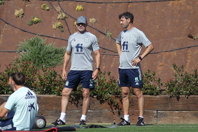 Luis de la Fuente, head coach of Spain U21 and Santi Denia , second coach of Spain U21 during the training of Spanish Olympic Soccer Team at Ciudad del Futbol Las Rozas on Jun 20, 2021 in Las Rozas, Madrid, Spain.