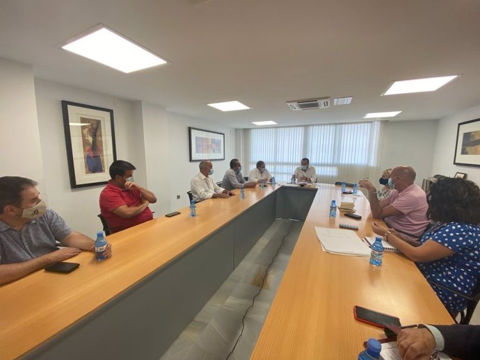 Reunión de alcaldes del PSOE sobre la instalación de mega plantas fotovoltaicas en la provincia de Málaga