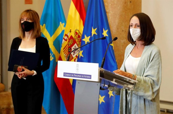Las consejeras Ana Cárcaba y Melania Álvarez