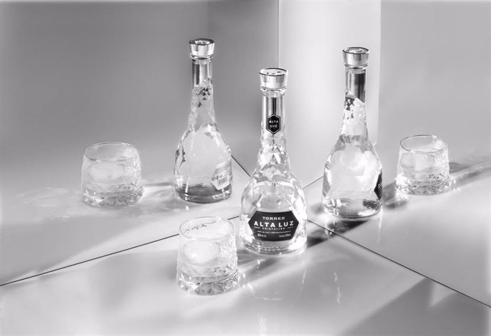 Juan Torres Master Distillers crea el primer brandy cristalino fabricado en Barcelona