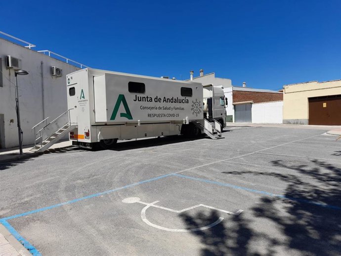 Unidad móvil para los cribados poblaciones