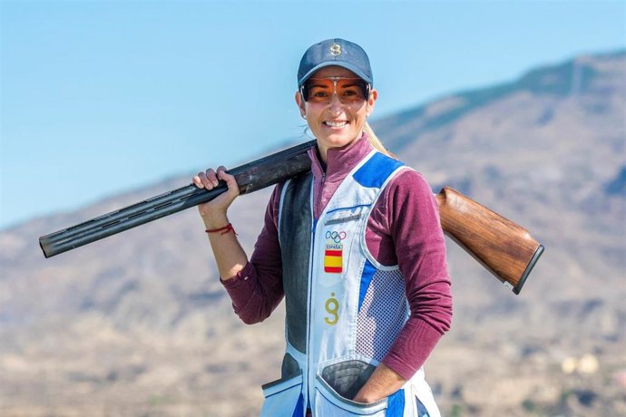 Fátima Gálvez, deportista que compite en tiro en la modalidad de foso