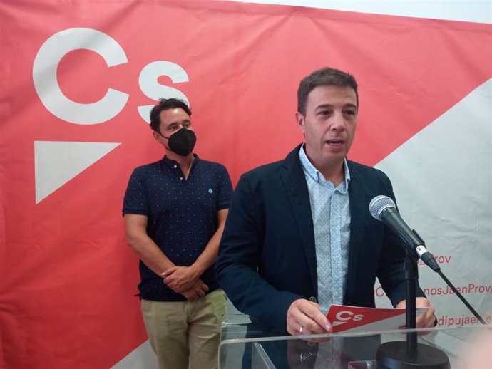 El portavoz de Cs en la Diputación, Ildefonso Ruiz