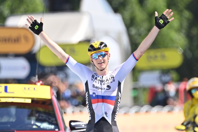 16 July 2021, France, Libourne: Slovenian cyclist Matej Mohoric of Bahrain Victorious celebrates winning the nineteenth stage of the 108th edition of the Tour de France cycling race, 207 km from Mourenx to Libourne. Photo: Pete Goding/BELGA/dpa