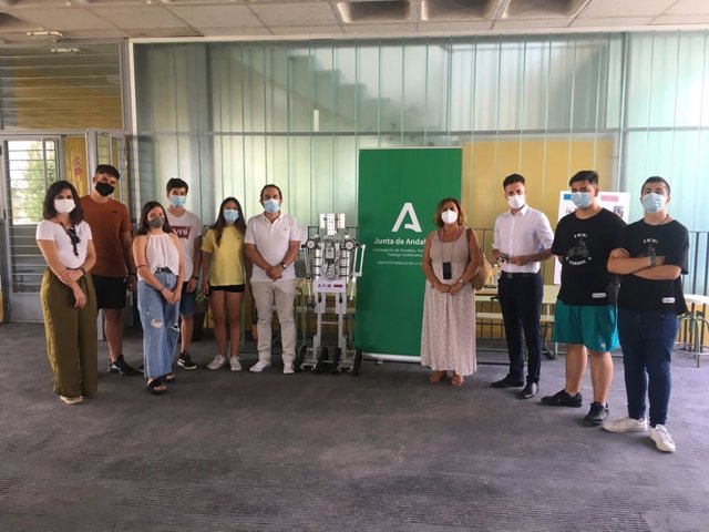 Reunión con la Asociación Juvenil Robótica Marteña