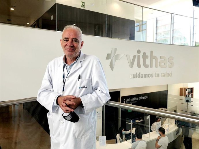 El doctor Antonio Valverde Mariscal, nuevo director médico de Vithas Granada.
