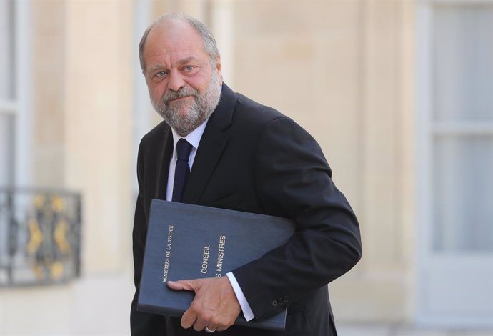 Archivo - 07 July 2020, France, Paris: French Justice Minister Eric Dupond-Moretti arrives to attend the first weekly cabinet meeting after the cabinet reshuffle at the Elysee Palace. Photo: Ludovic Marin/AFP/dpa