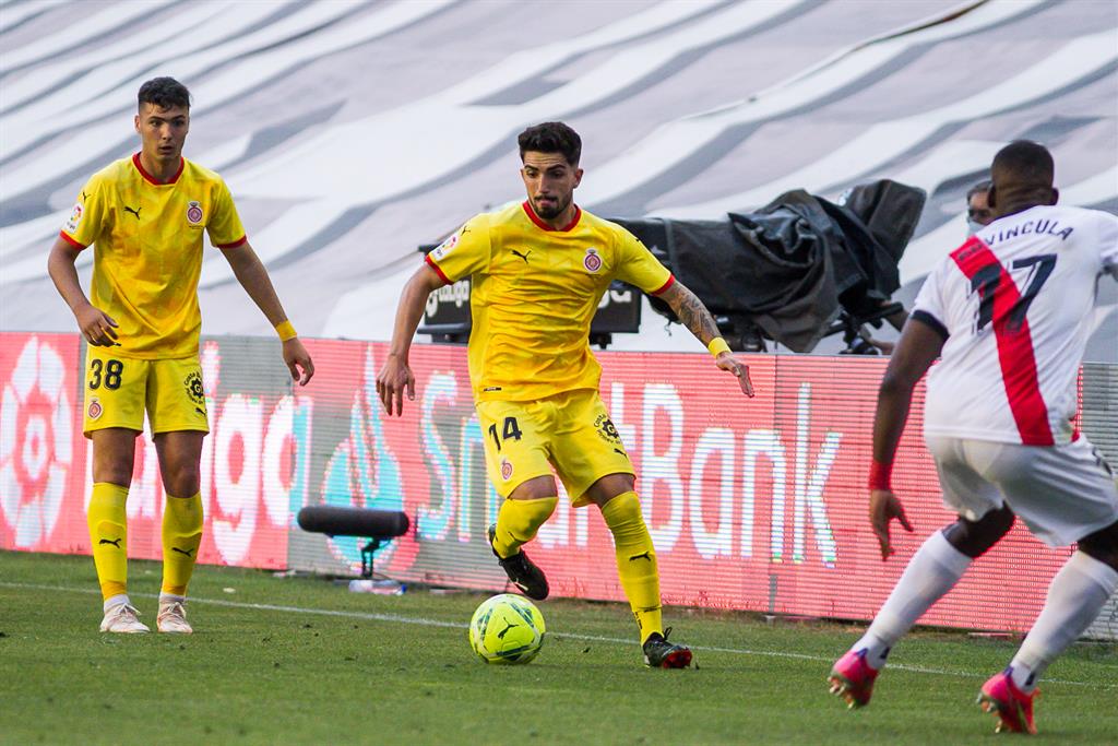 Monchu ficha por el Granada CF - Vimarsana News