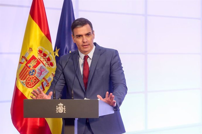 El presidente del Gobierno, Pedro Sánchez, interviene en la presentación en Moncloa del Proyecto Estratégico para la Recuperación y Transformación Económica (PERTE) del sector de la Automoción, a 12 de julio de 2021, en Madrid (España). El PERTE es una 