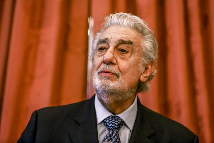 Archivo - El tenor Plácido Domingo, durante un acto el pasado mes de junio en Madrid.