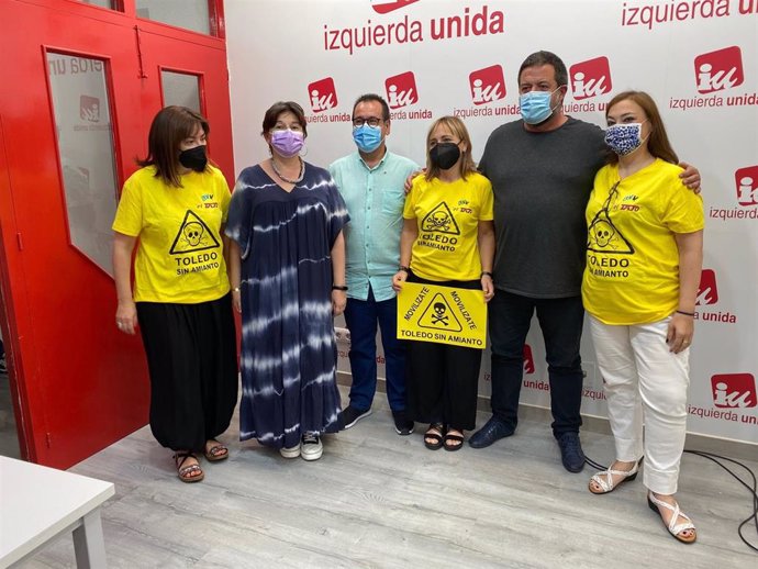 IU se compromete a llevar el problema del amianto en Toledo a la Comisión Europea y pide soluciones a administraciones
