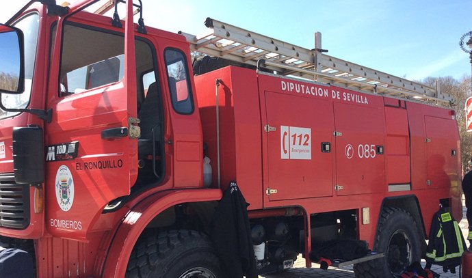 Un camión de Bomberos de la Diputación de Sevilla