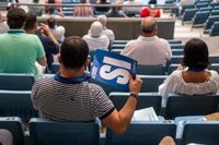 Feijóo, reelegido por quinta vez con un 98,3% de apoyo sin atarse expresamente para 2024 pero sin señal de relevo