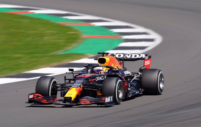 17 July 2021, United Kingdom, Silverstone: Dutch F1 driver Max Verstappen of Red Bull Racing in action during the practices of the Grand Prix of Britain Formula One race at the Silverstone Circuit. Photo: Tim Goode/PA Wire/dpa