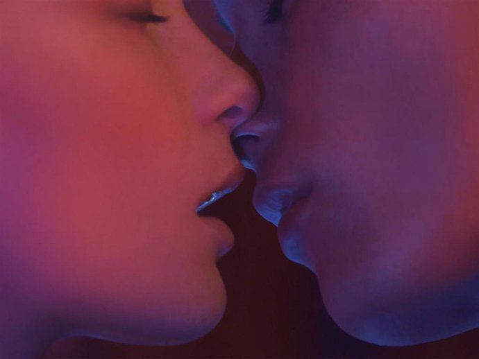 Verano de amores serios: los españoles sustituyen las relaciones casuales por algo más establ