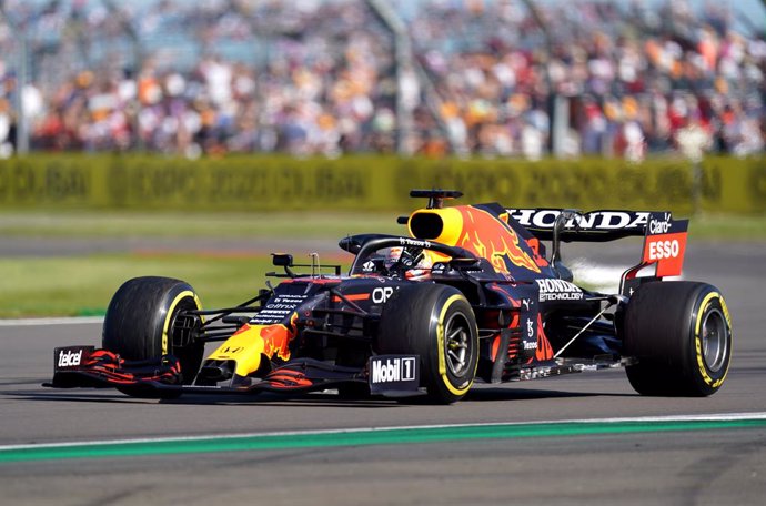17 July 2021, United Kingdom, Silverstone: Dutch F1 driver Max Verstappen of Red Bull Racing in action during the sprint race of the Grand Prix of Britain Formula One race at the Silverstone Circuit. Photo: Tim Goode/PA Wire/dpa