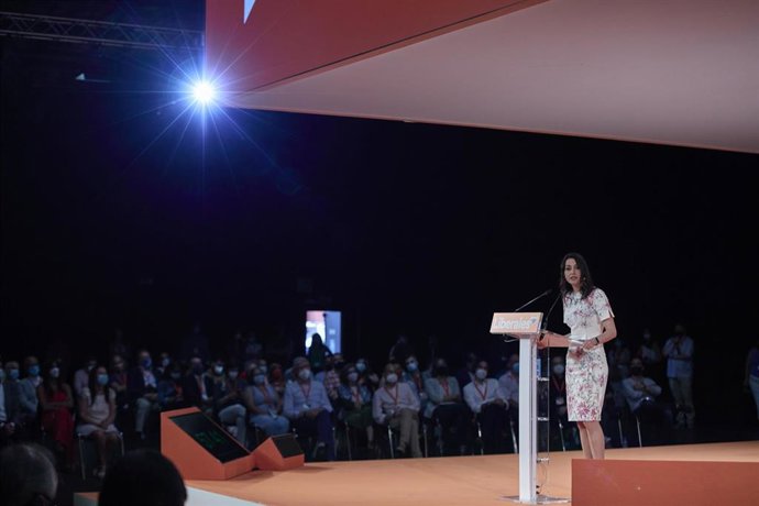 La presidenta de Ciudadanos, durante el acto de clausura de la convención política del partido, en el espacio para eventos Nube de Pastrana, a 18 de julio de 2021, en Madrid (España). Ciudadanos celebra este fin de semana su convención política bajo el 