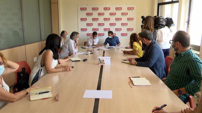 Reunión entre el PSOECyL y la nueva ejecutiva de CCOO en Castilla y León.