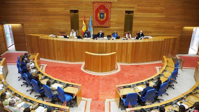 Hemiciclo del Parlamento de Galicia en el último pleno de julio de 2021