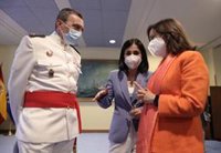 Robles y Darias homenajean a la sanidad militar por su "batalla" contra el Covid-19