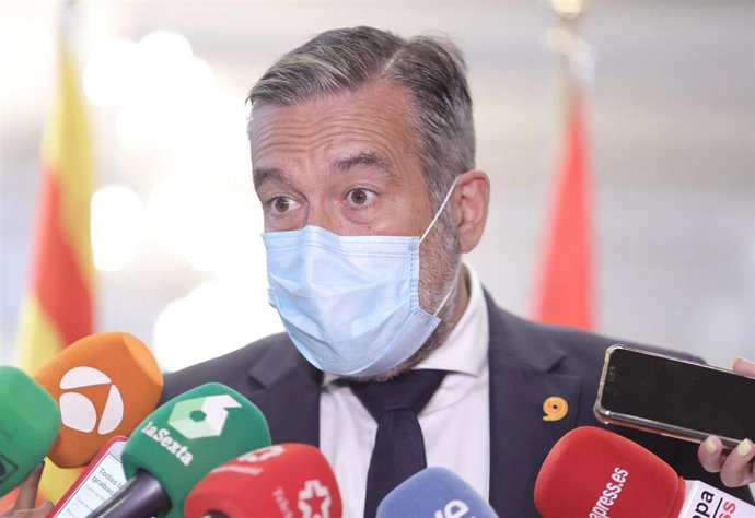 El consejero de Presidencia, Justicia e Interior de la Comunidad de Madrid, Enrique López, ofrece declaraciones a los medios, en un encuentro organizado en Madrid por la plataforma Sociedad Civil Catalana, a 7 de julio de 2021, en Madrid, (España).