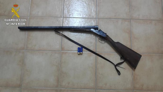 Investigado por apuntar con una escopeta a un helicóptero de extinción de incendios en San Martín de Montalbán