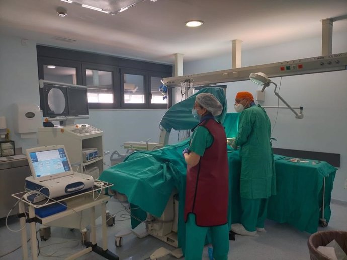Archivo - Los hospitales malagueños comienzan a saturarse de pacientes con COVID-19 según el SMM  