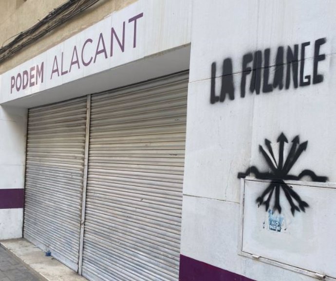 PSPV y Unides Podem denuncian nuevas pintadas "fasciistas" en sus sedes de la ciudad