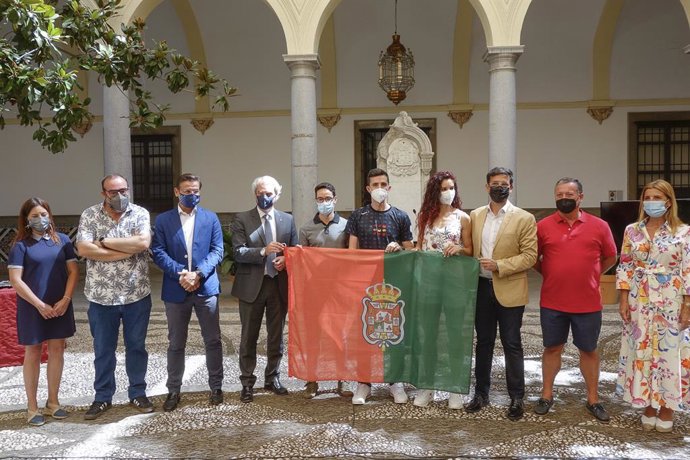 El Ayuntamiento de Granada despide a los deportistas olímpicos que van a competir en los Juegos Tokio 2021