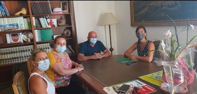 La Junta destina 100.000 euros para adecuar instalaciones de Cómpeta y acoger un albergue y un centro social