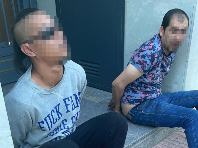 La Policía Local de Torrejón de Ardoz detiene a dos individuos mientras atracaban una farmacia de la ciudad
