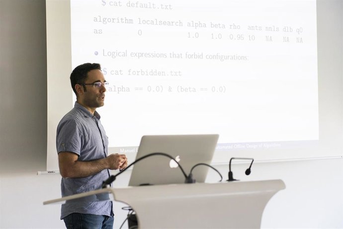 Archivo - Manuel López-Ibáñez, investigador de la UMA