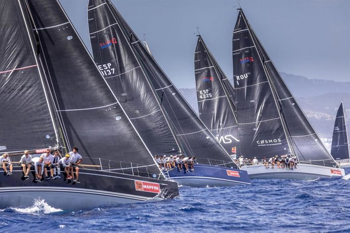 La flota de ClubSwan 42 durante la 38 edición de la Copa del Rey MAPFRE de vela