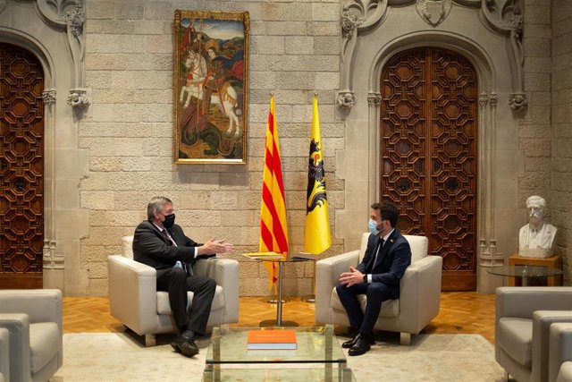 El presidente de la Generalitat, Pere Aragonès, con el presidente de Flandes, Jan Jambon