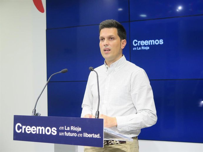 El senador del PP de La Rioja Carlos Yécora