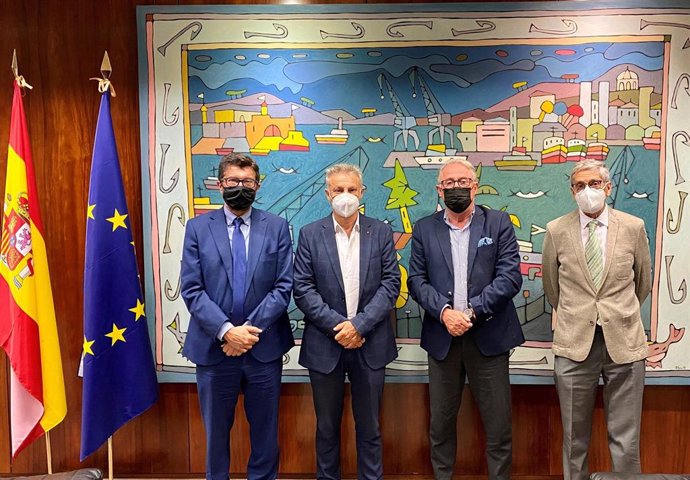 Caicedo en su reunión en Puertos del Estado sobre el Plan de Empresa del puerto de Almería