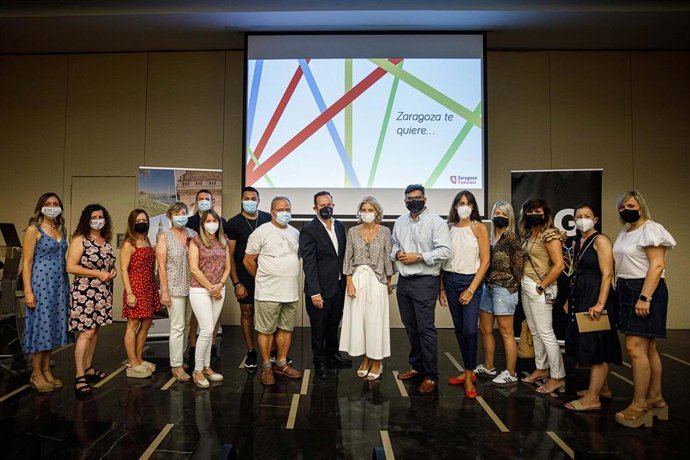 El Ayuntamiento de Zaragoza y Horeca difunden los servicios turísticos de la ciudad en el sector hotelero