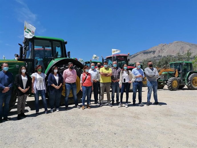 UPA, Asaja y COAG en la tractorada de mayo en la Comarca de Los Vélez (Almería)