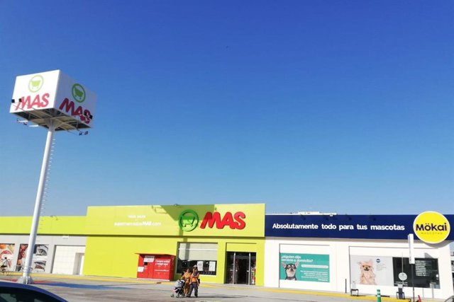 Grupo MAS abre un espacio en Mairena del Aljarafe y uneSupermercados MAS, Mökai mascotas y gastrobar SanTomás