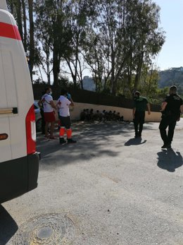 Interceptan una patera con 11 personas en Cala Ambolo en Xbia