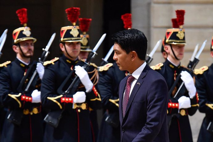 Archivo - El presidente de Madagascar, Andry Rajoelina, durante una visita oficial a Francia