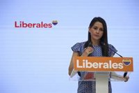 Arrimadas exige al Gobierno que asuma responsabilidades tras suspender un juzgado el pago de la ayuda a Plus Ultra